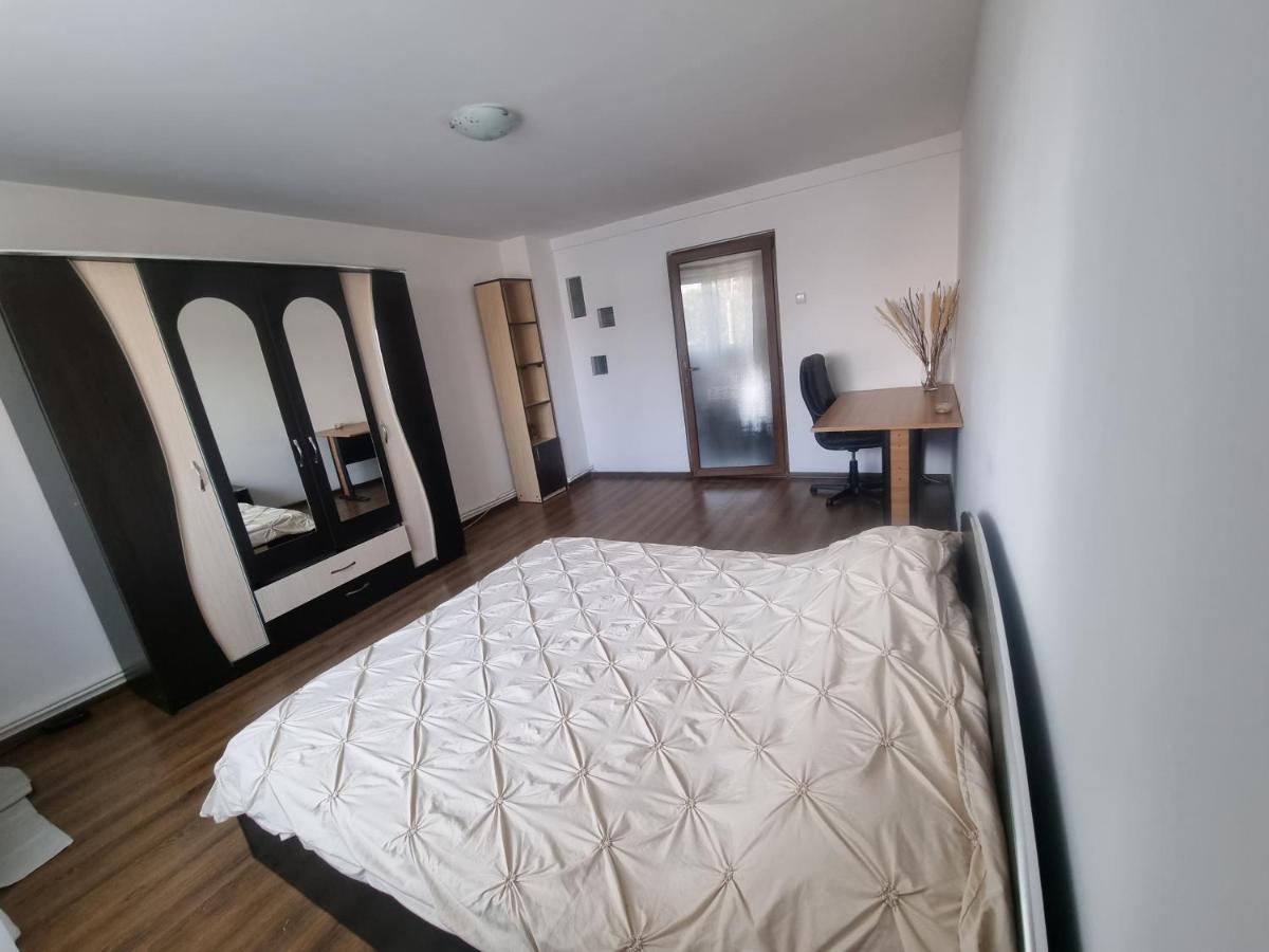 Apartament Central Pitesti Luaran gambar